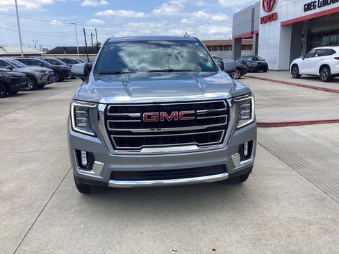 Used 2023 GMC Yukon XL SLT RWD image 2