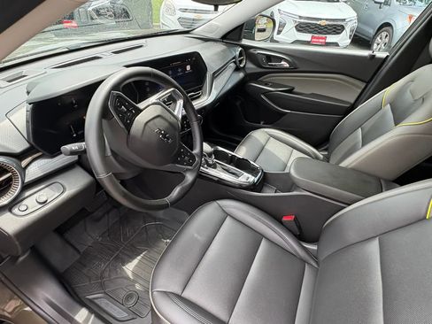 Used 2024 Chevrolet Trax ACTIV w/ Driver Confidence Package FWD image 16