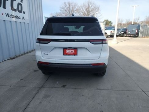 New 2026 Jeep Grand Cherokee 4WD image 19