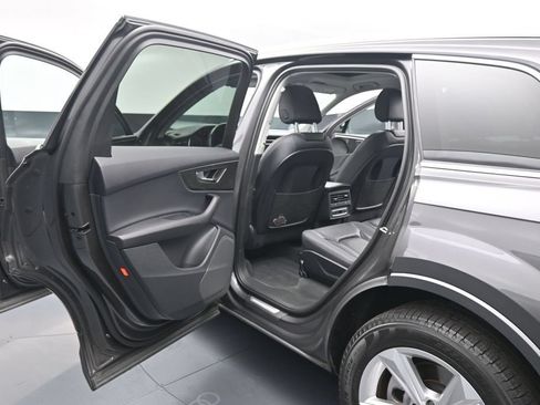 Used 2024 Audi Q7 2.0T Premium AWD/4WD image 17