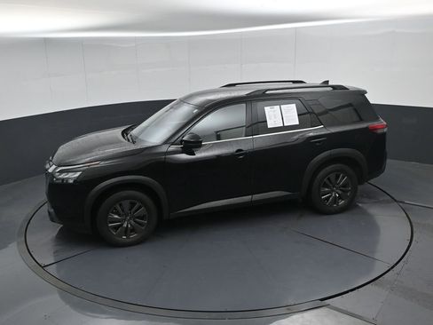 Used 2024 Nissan Pathfinder SV AWD/4WD image 50