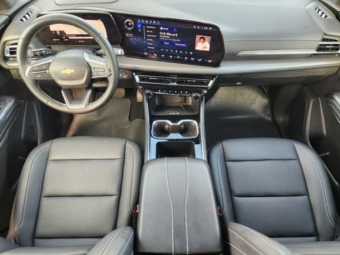 Certified 2026 Chevrolet Traverse LT AWD/4WD image 26