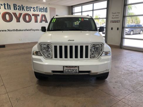 Used 2011 Jeep Liberty Sport w/ Popular Equipment Group image 2