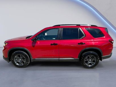 Used 2025 Honda Pilot TrailSport