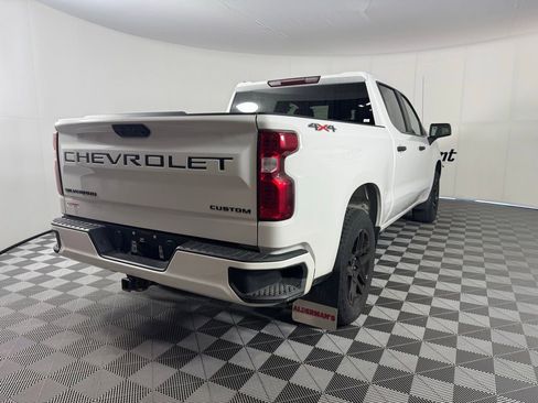 Used 2022 Chevrolet Silverado 1500 Custom w/ LPO, Dark Essentials Package image 8