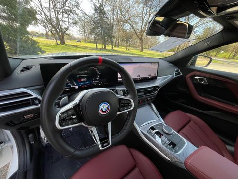 Used 2025 BMW M240i Coupe w/ Premium Package RWD image 9