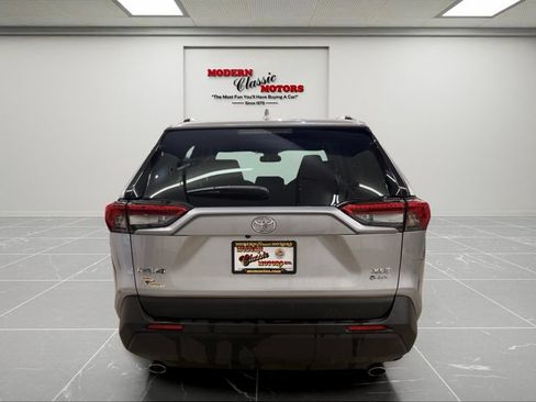 Used 2025 Toyota RAV4 XLE w/ Convenience Package AWD/4WD image 6