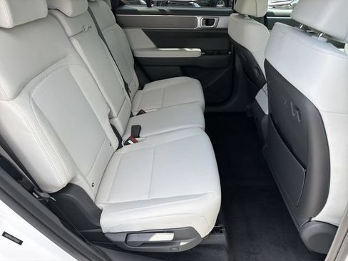 New 2026 Hyundai Santa Fe SE FWD image 15