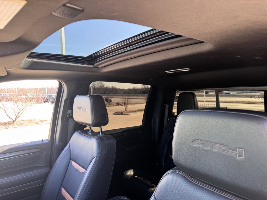 Used 2025 GMC Sierra 2500 AT4 w/ AT4 Premium Plus Package AWD/4WD image 23
