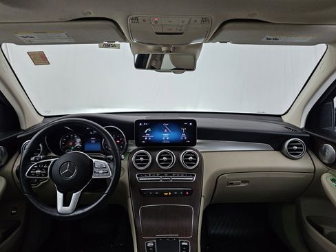 Certified 2020 Mercedes-Benz GLC 300 4MATIC image 23