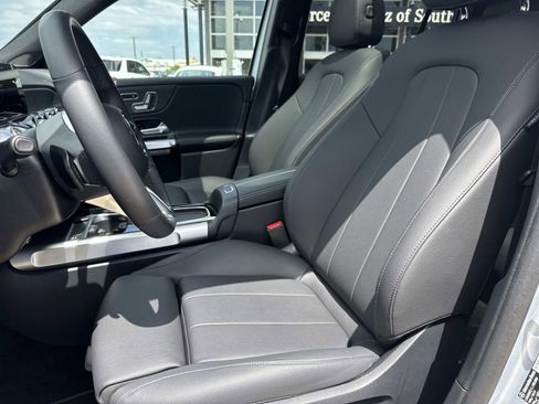 Used 2026 Mercedes-Benz GLB 250 image 16