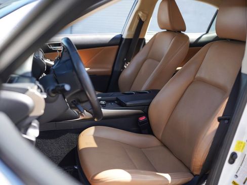 Used 2016 Lexus IS 200t w/ Premium Package image 23