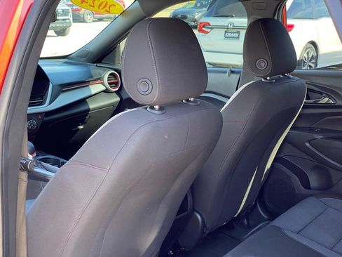 Used 2024 Chevrolet Trax RS w/ Driver Confidence Package image 25