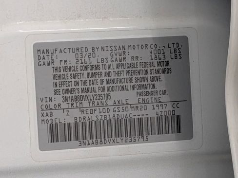 Used 2020 Nissan Sentra SR w/ Premium Package image 34