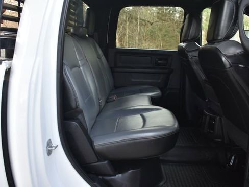 Used 2021 RAM 2500 Tradesman w/ Chrome Appearance Group image 15