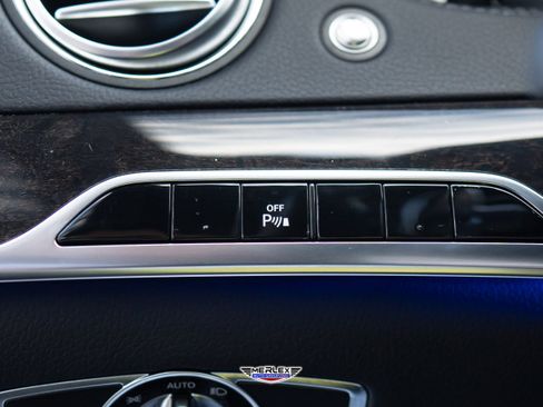 Used 2017 Mercedes-Benz S 550 Sedan image 40