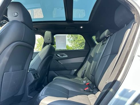 Used 2025 Land Rover Range Rover Velar Dynamic SE AWD/4WD image 39