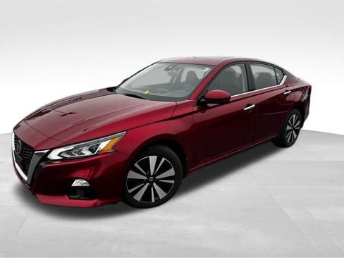 Used 2019 Nissan Altima 2.5 SL image 1