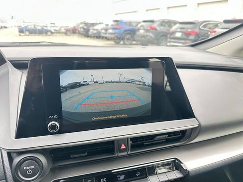 Used 2025 Toyota Prius LE image 17