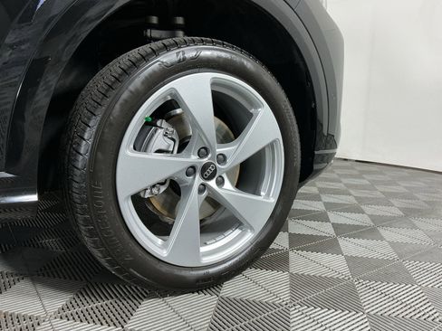 Used 2025 Audi Q5 Premium Plus w/ Premium Plus image 10