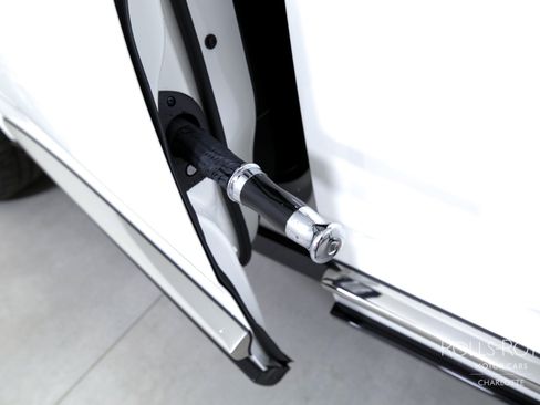 Certified 2025 Rolls-Royce Cullinan image 30