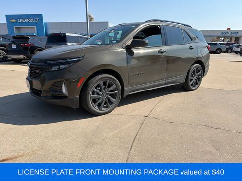 Used 2024 Chevrolet Equinox RS FWD image 3