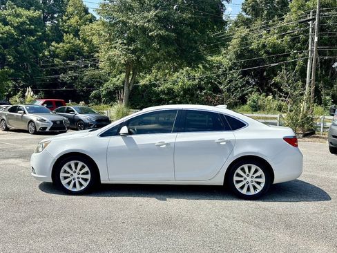 Used 2016 Buick Verano FWD image 4