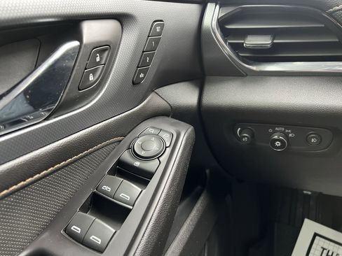 Used 2020 Chevrolet Traverse Premier w/ Redline Edition image 45