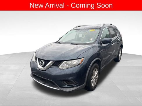 Used 2016 Nissan Rogue SV image 1