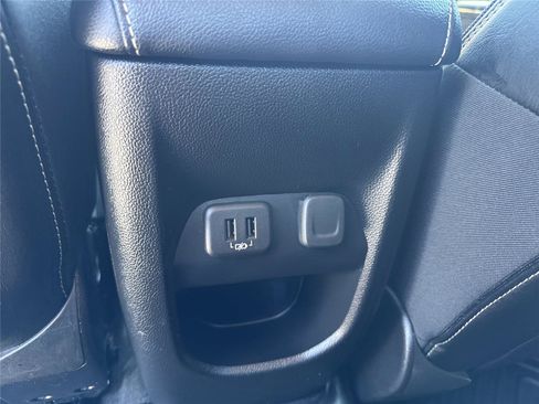 Used 2020 GMC Canyon Denali AWD/4WD image 32