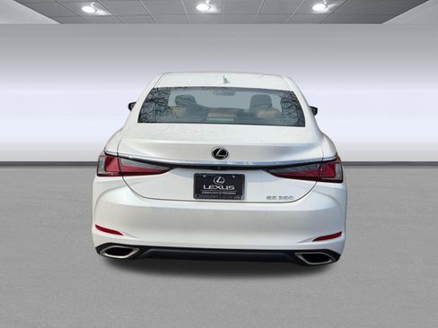 Used 2019 Lexus ES 350 w/ Premium Package image 10