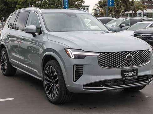 New 2026 Volvo XC90 T8 Ultra w/ Protection Package Premier AWD/4WD image 3