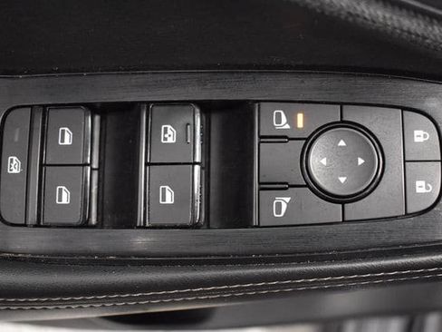 Used 2023 Nissan Rogue SV AWD/4WD image 21