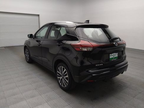 Used 2021 Nissan Kicks SV image 5