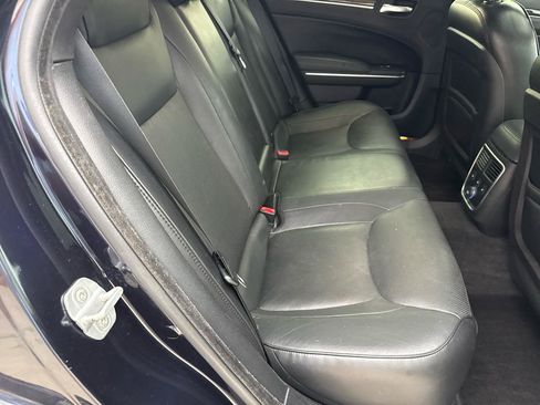 Used 2011 Chrysler 300 C w/ Sound Group RWD image 42