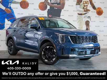 New 2025 Kia Sorento S w/ Panoramic Sunroof Package