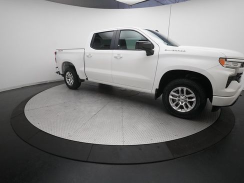 Certified 2022 Chevrolet Silverado 1500 RST image 13