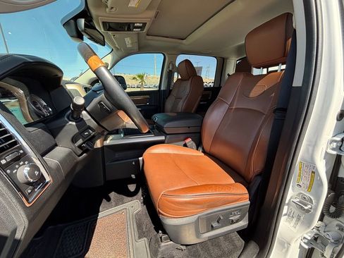 Used 2014 RAM 2500 Longhorn w/ Convenience Group image 31