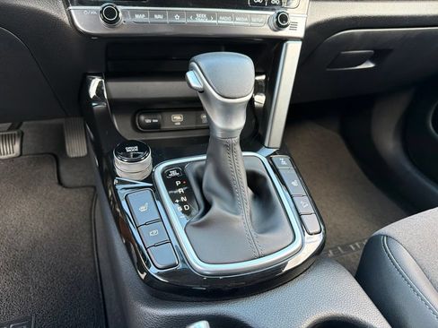 Certified 2025 Kia Seltos S AWD/4WD image 13
