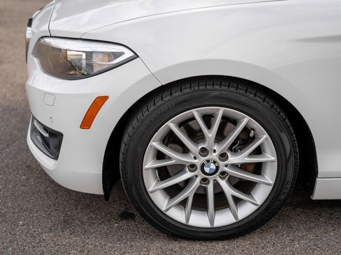 Used 2016 BMW 228i xDrive Convertible image 9