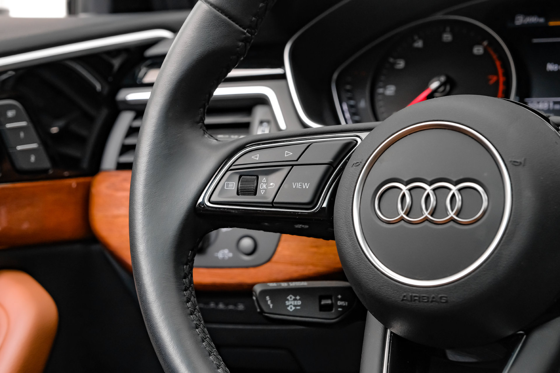 Used 2023 Audi A4 2.0T Premium w/ Convenience Package AWD/4WD image 21