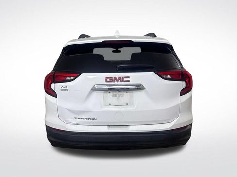 Used 2018 GMC Terrain SLE w/ Driver Convenience Package FWD image 6