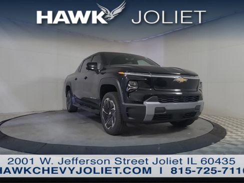 New 2025 Chevrolet Silverado EV LT w/ LT Premium Package AWD/4WD image 3