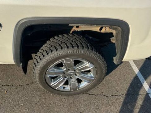 Used 2018 GMC Sierra 1500 SLT image 12