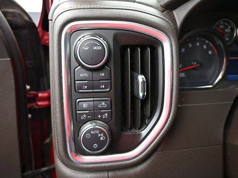 Used 2020 Chevrolet Silverado 1500 RST w/ Texas Edition AWD/4WD image 21