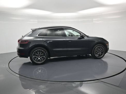 Certified 2018 Porsche Macan S AWD/4WD image 38