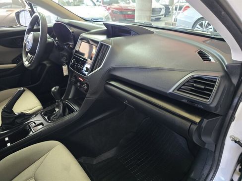 Used 2018 Subaru Impreza 2.0i image 12