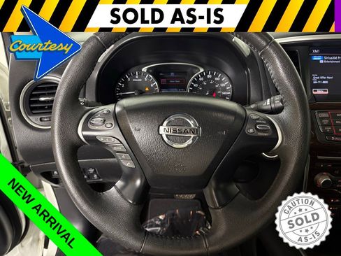 Used 2016 Nissan Pathfinder Platinum w/ Cargo Package FWD image 20