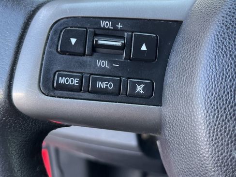 Used 2012 MAZDA MAZDA2 Touring FWD image 20