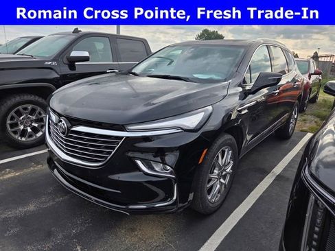 Used 2023 Buick Enclave Premium w/ Experience Buick Package FWD image 1